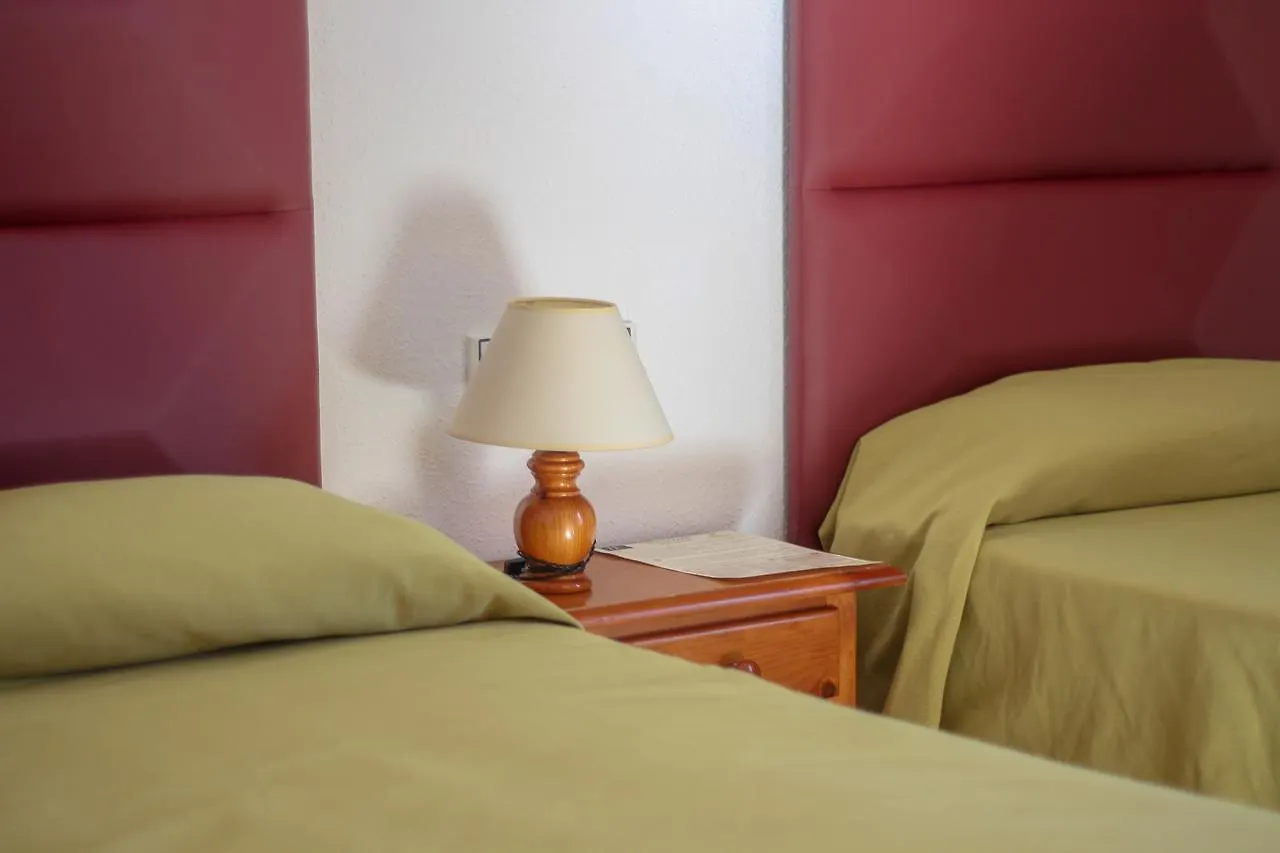 Hostal Esperanza Benajarafe Gasthof